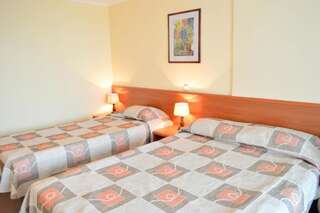 Отель Hotel Laguna Garden Албена Двухместный номер с 1 кроватью или 2 отдельными кроватями-9